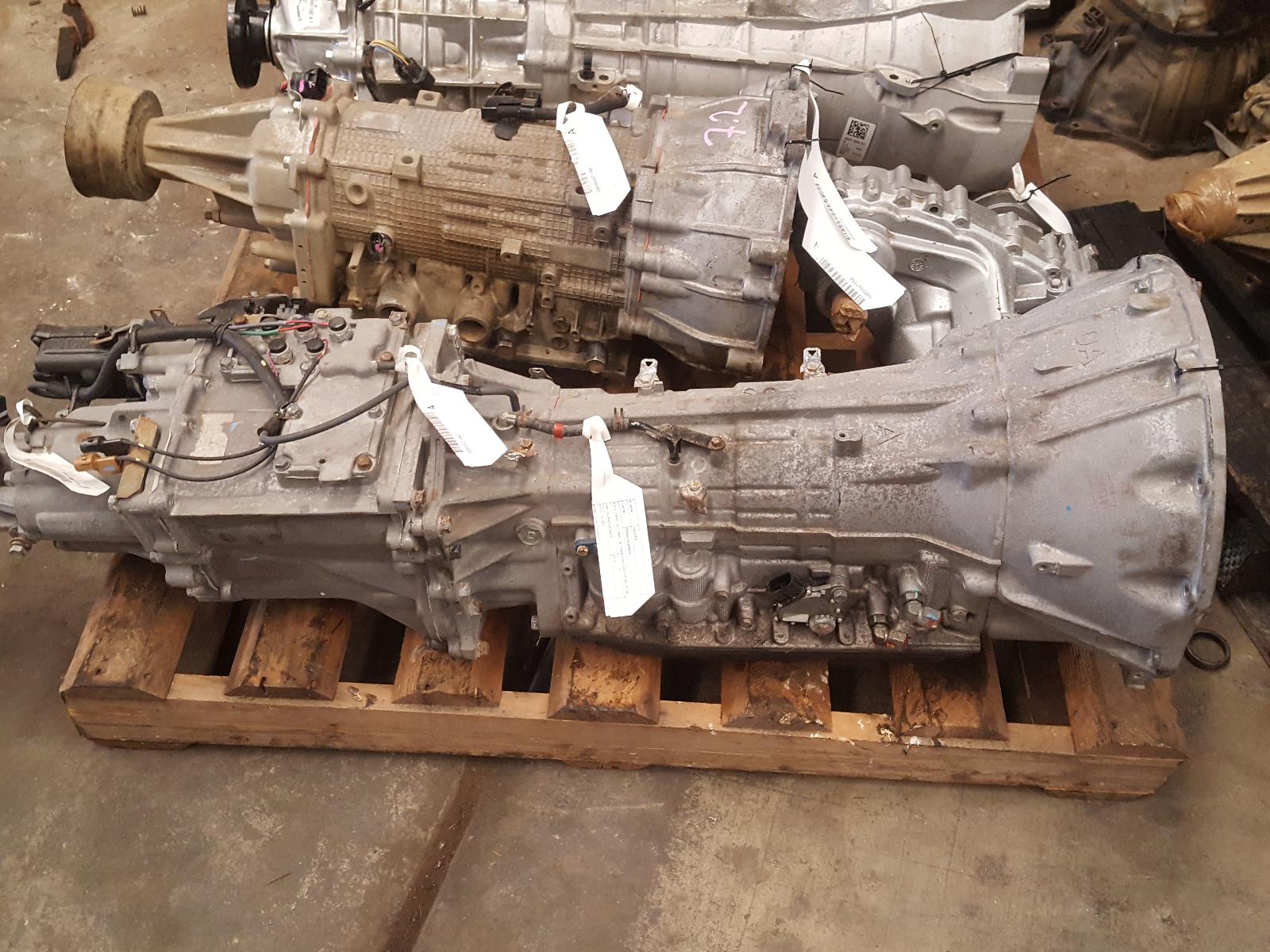 View Auto part Trans/Gearbox Mitsubishi Pajero 2015