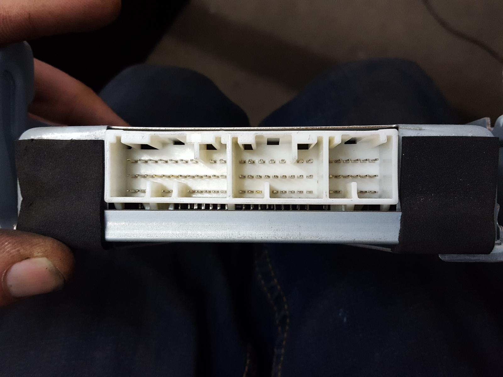 View Auto part Misc Switch/Relay Mitsubishi Pajero 2015