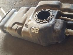 View Auto part Fuel Tank Nissan Navara 2017