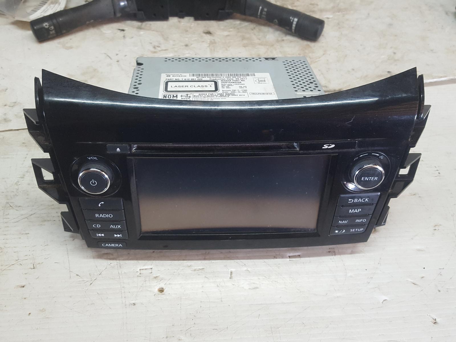 View Auto part Radio/Cd/Dvd/Sat/Tv Nissan Navara 2017