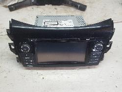 View Auto part Radio/Cd/Dvd/Sat/Tv Nissan Navara 2017