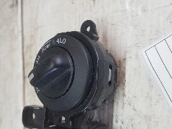 View Auto part Misc Switch/Relay Nissan Navara 2017