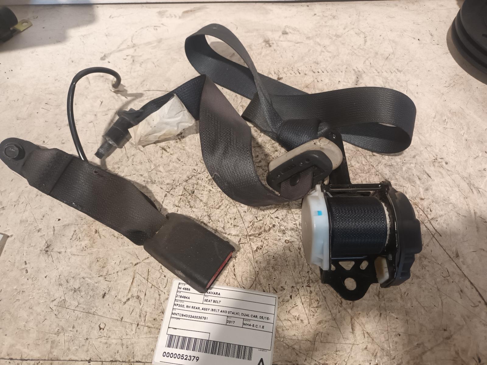 View Auto part Seatbelt/Stalk Nissan Navara 2017