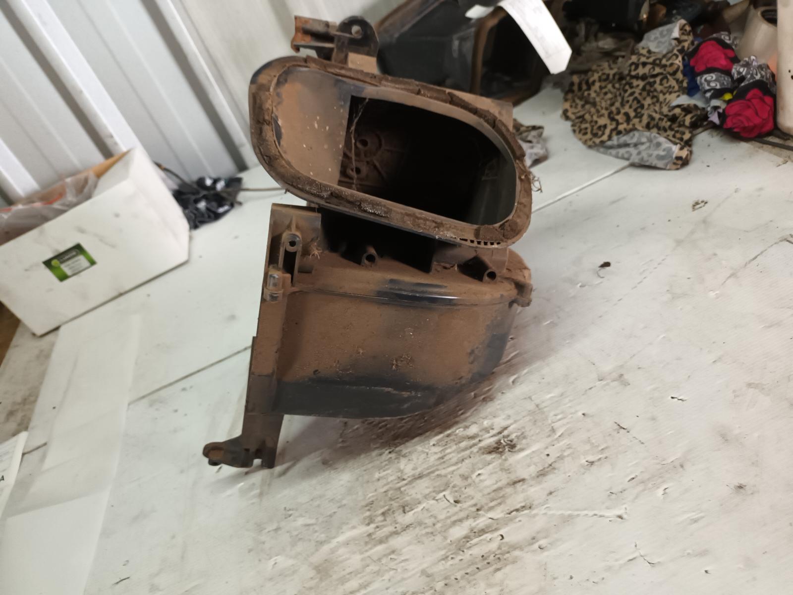 View Auto part Heater Fan Motor Toyota Hilux 1990