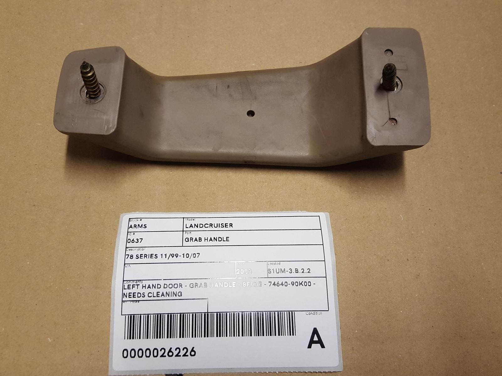 View Auto part Grab Handle Toyota Landcruiser 2003