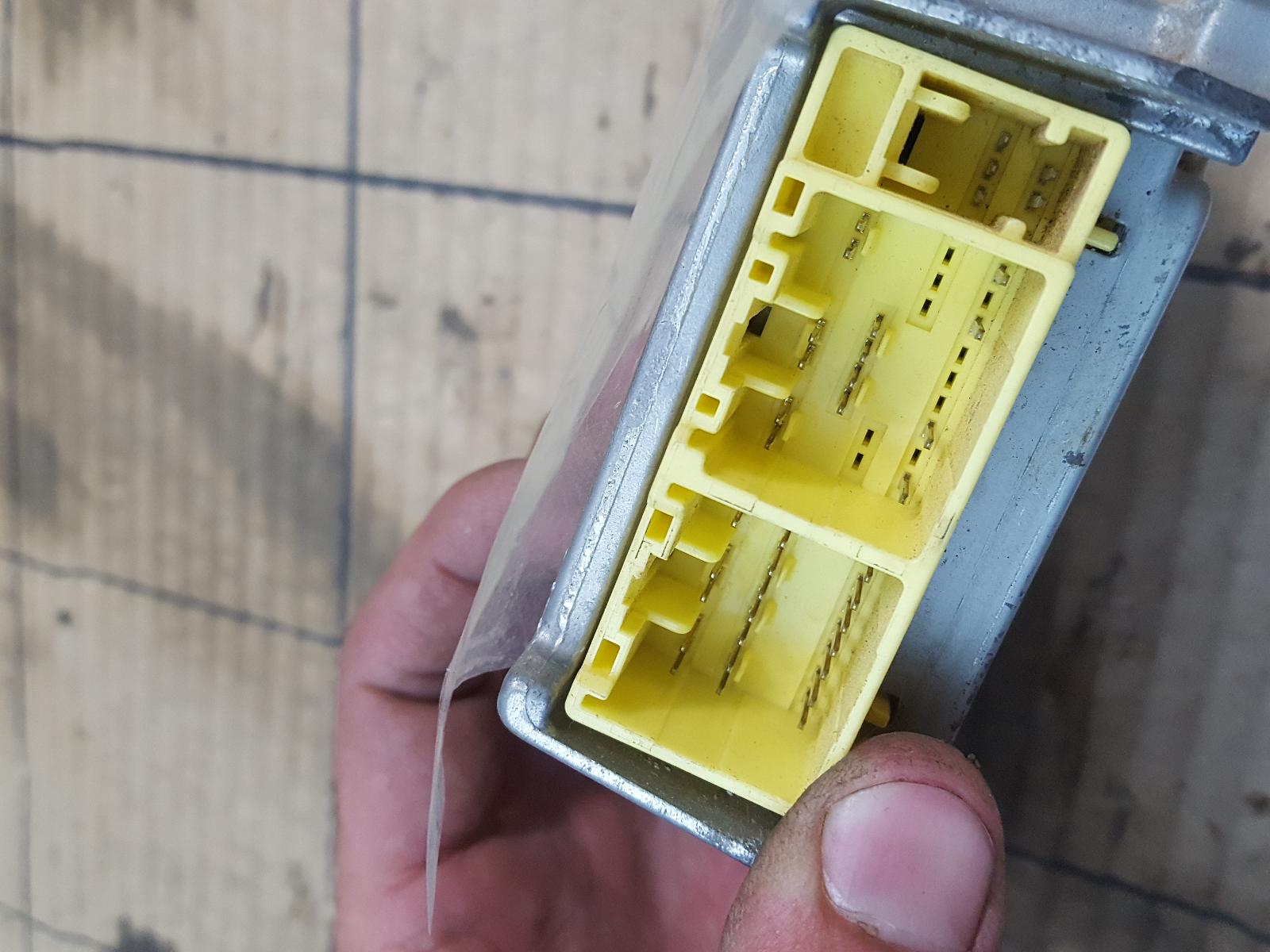 Airbag Module/Sensor Triton Mitsubishi 2009