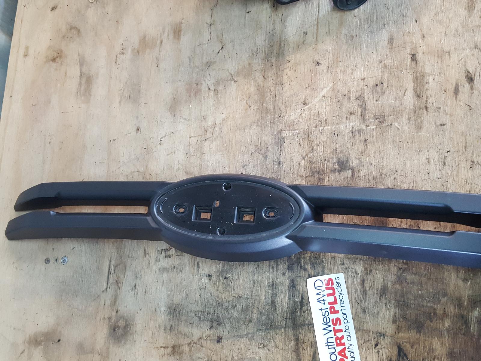 View Auto part Grille Ford Ranger 2019