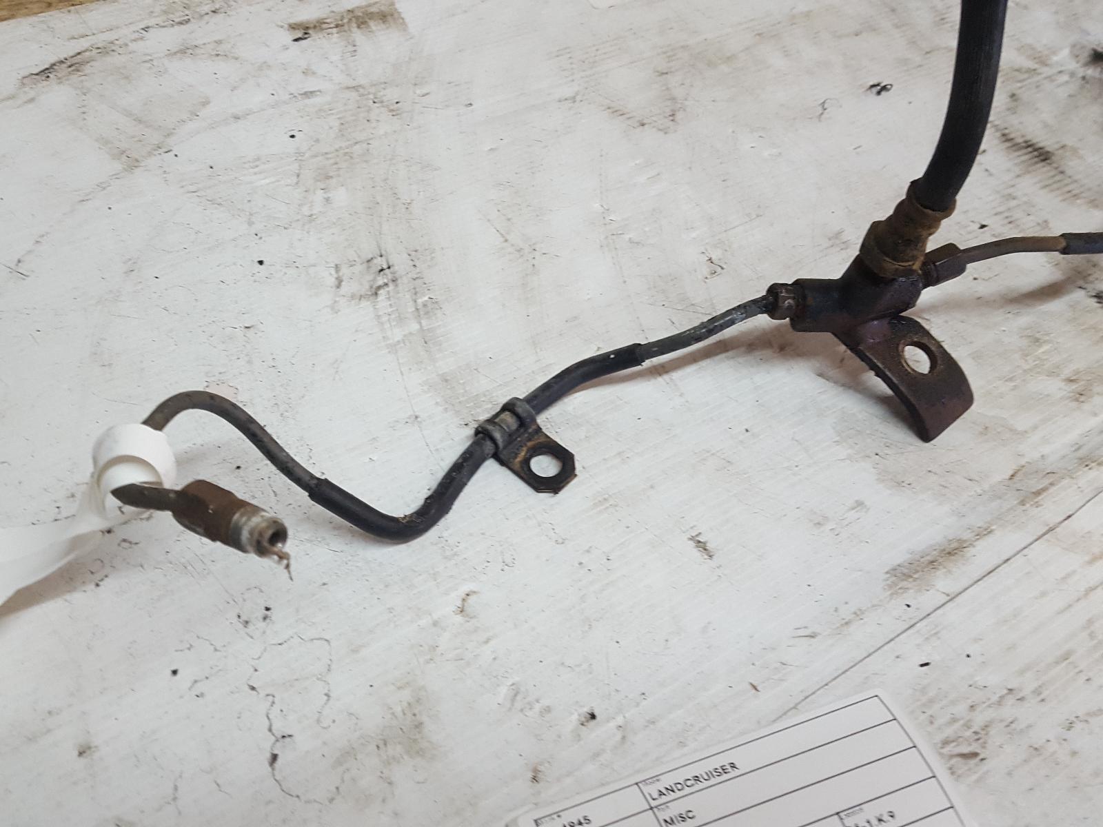 View Auto part Misc Toyota Landcruiser 2002