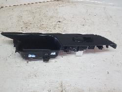 View Auto part Pwr Dr Wind Switch Nissan Navara 2017