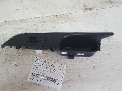 View Auto part Pwr Dr Wind Switch Nissan Navara 2017