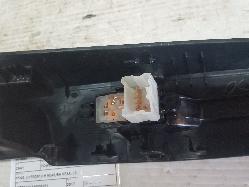 View Auto part Pwr Dr Wind Switch Nissan Navara 2017