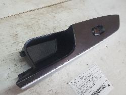 View Auto part Pwr Dr Wind Switch Nissan Navara 2017