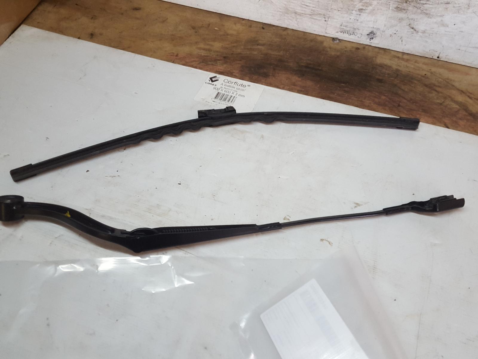 View Auto part Wiper Arm Ford Ranger 2020