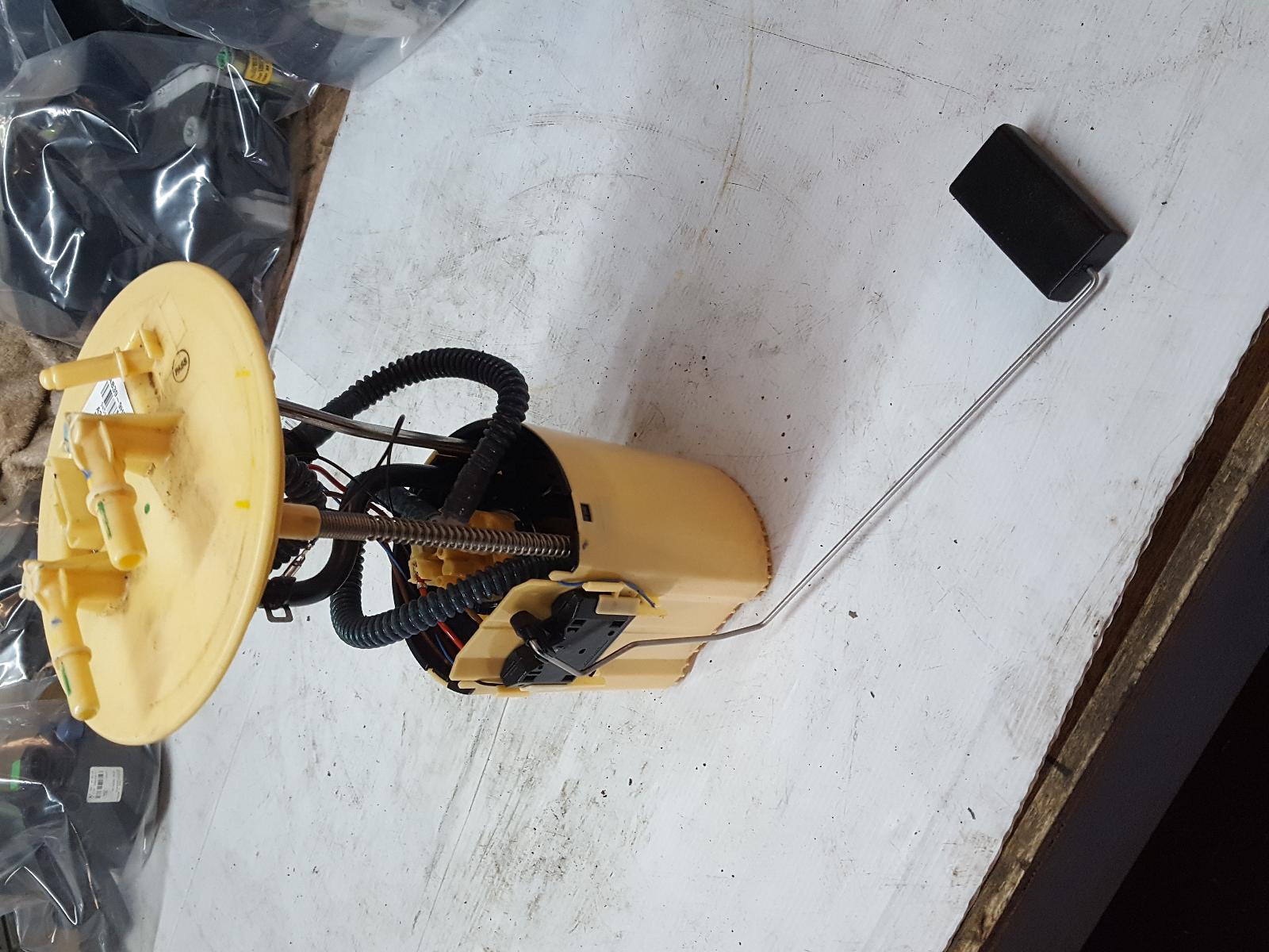 View Auto part Fuel Sending Unit Ford Ranger 2020