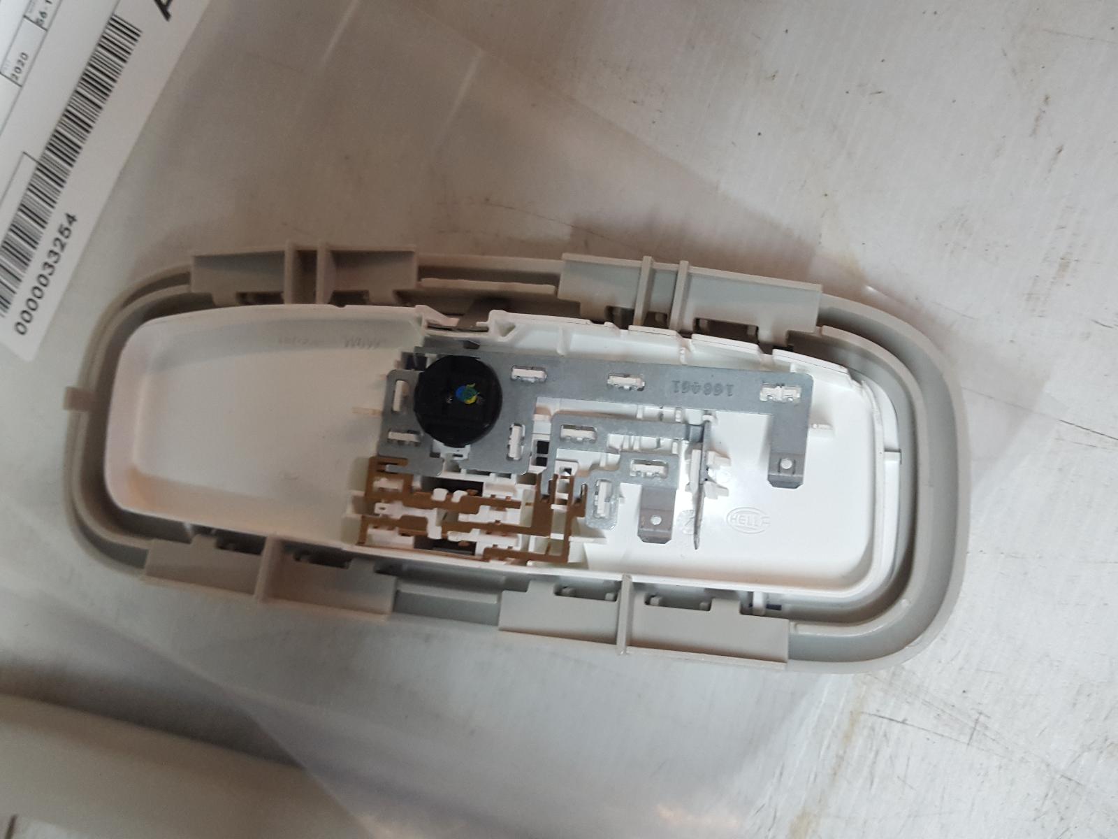 View Auto part Courtesy Light Ford Ranger 2020