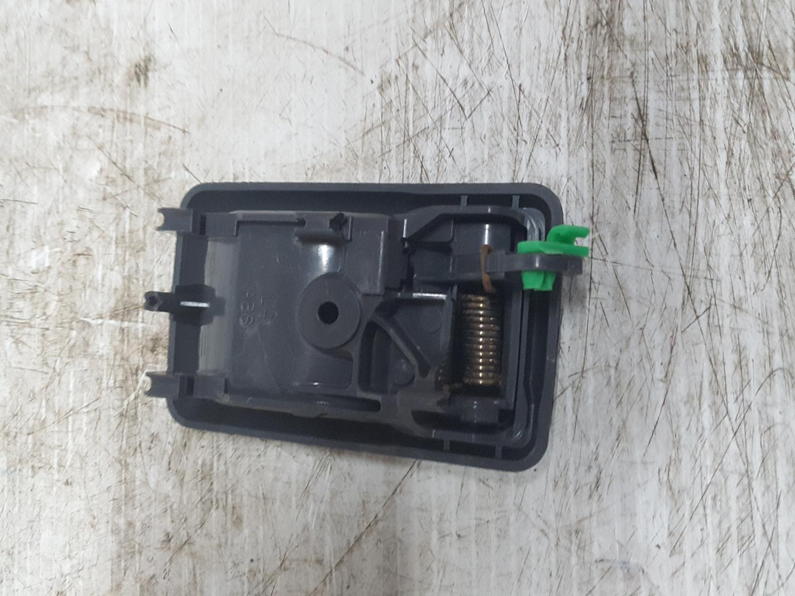 View Auto part Door Handle Toyota Landcruiser 2002