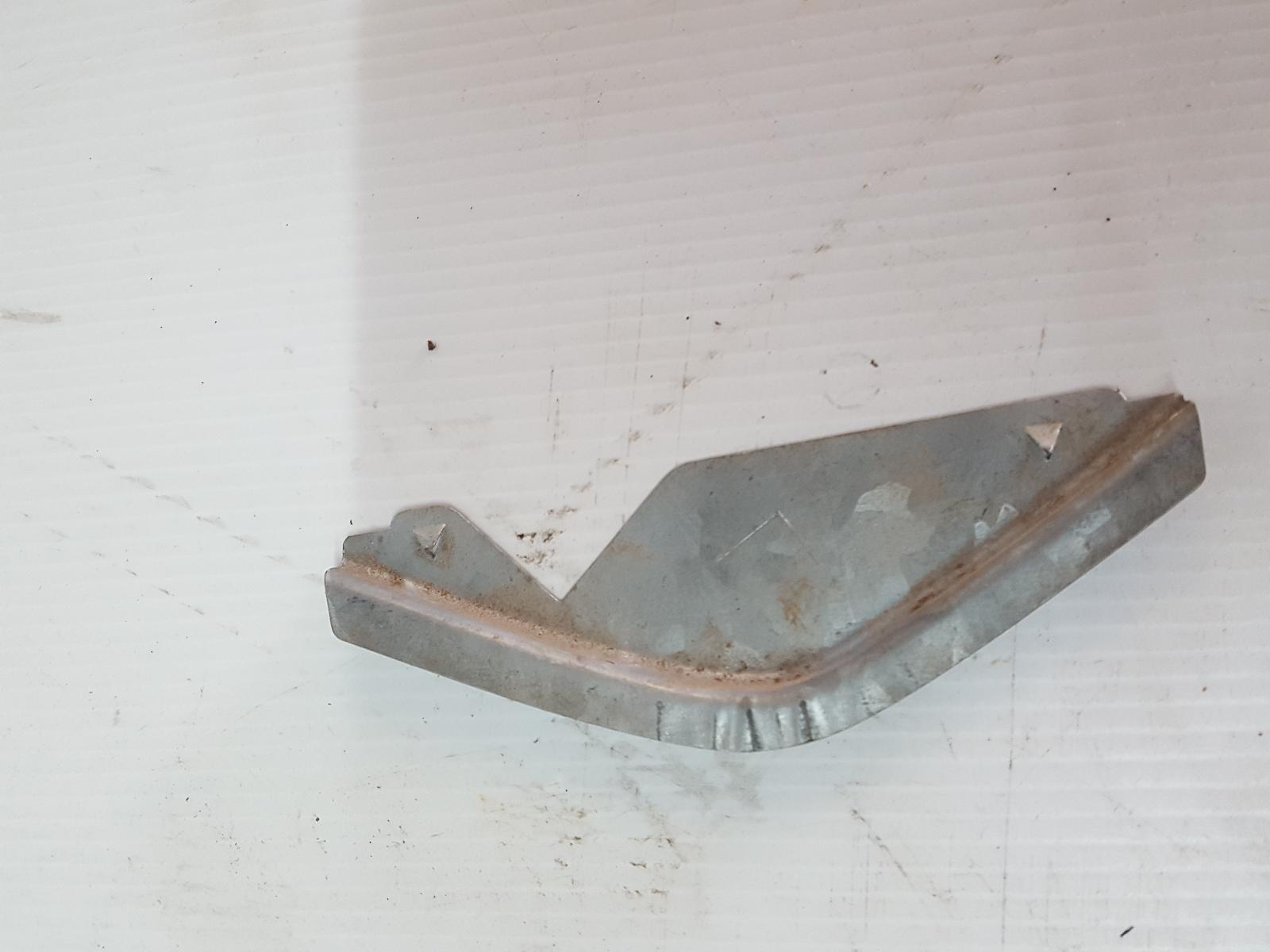 View Auto part Left Indicator/Fog/Side Toyota Landcruiser 1980