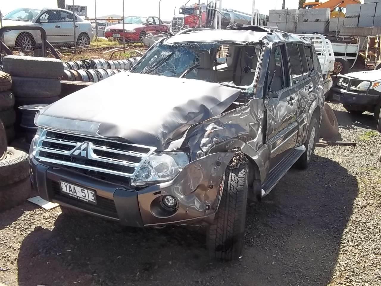 2010 Mitsubishi Pajero Front Prop Shaft View Auto part Front Prop Shaft Mitsubishi Pajero 2010