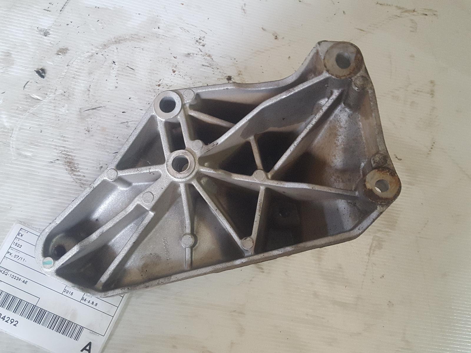 View Auto part Misc Bracket Ford Ranger 2015
