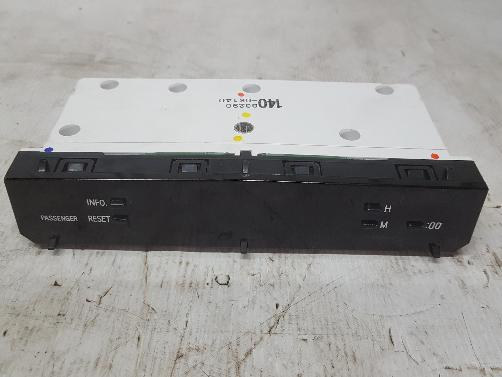 View Auto part Clock Toyota Hilux 2015