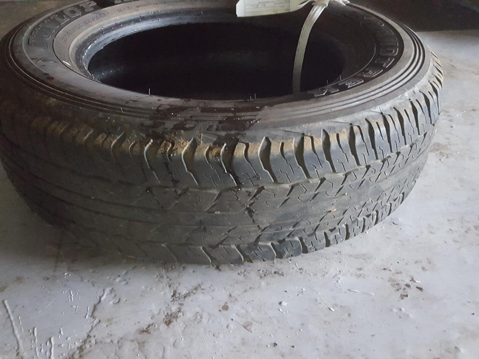 2015 Toyota Hilux Tyre View Auto part Tyre Toyota Hilux 2015