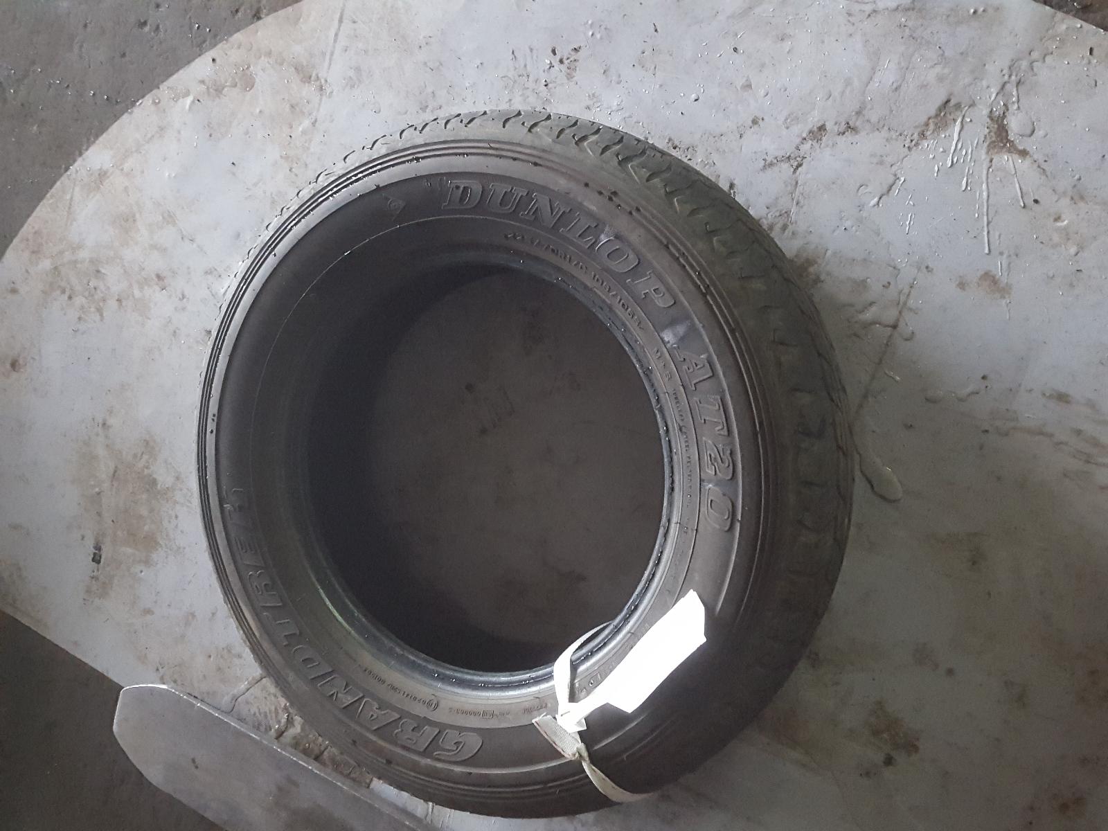 2015 Toyota Hilux Tyre View Auto part Tyre Toyota Hilux 2015