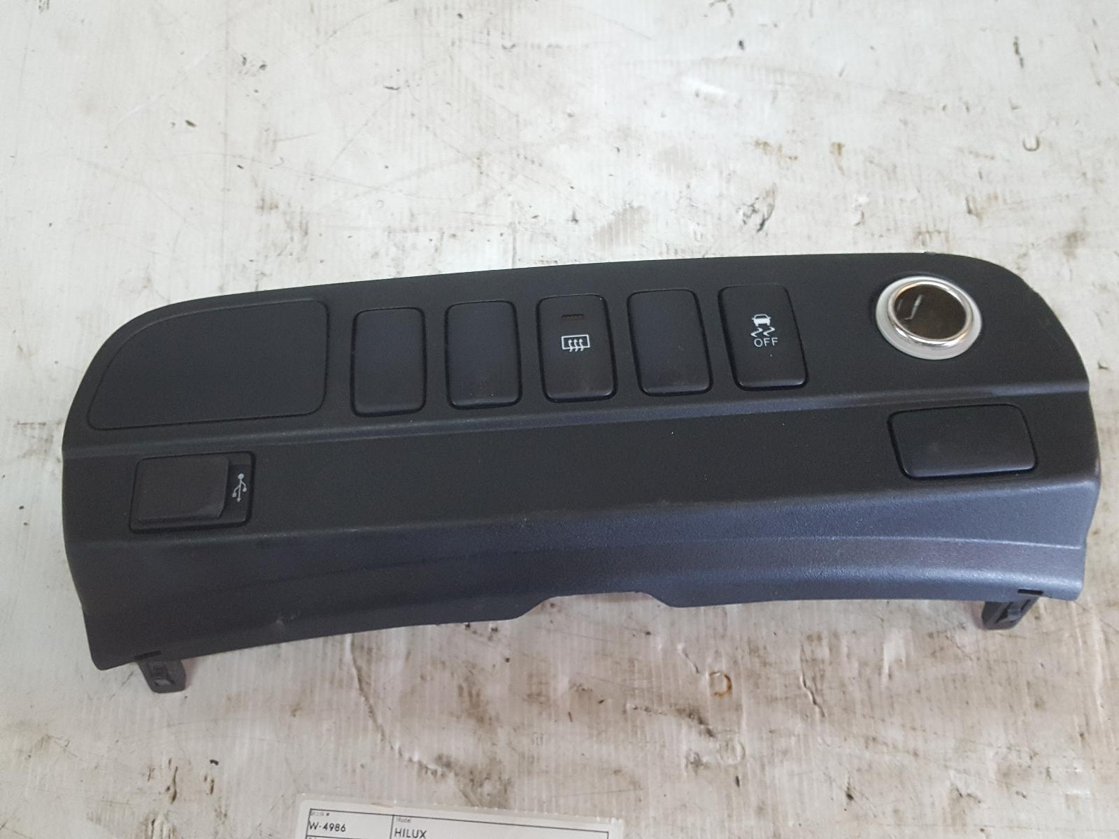 View Auto part Trim Panel Toyota Hilux 2015