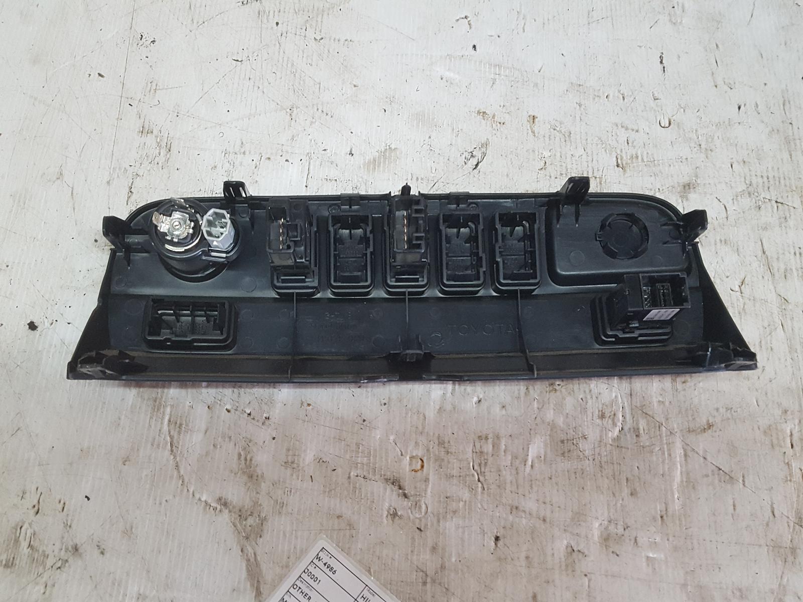 View Auto part Trim Panel Toyota Hilux 2015