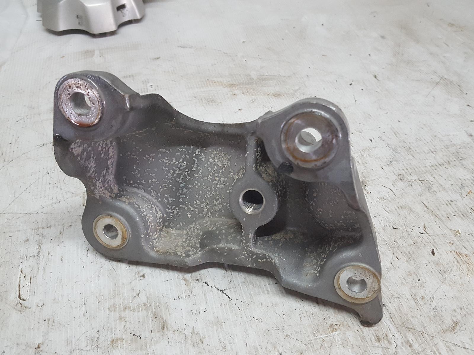 View Auto part Mount Ford Ranger 2020