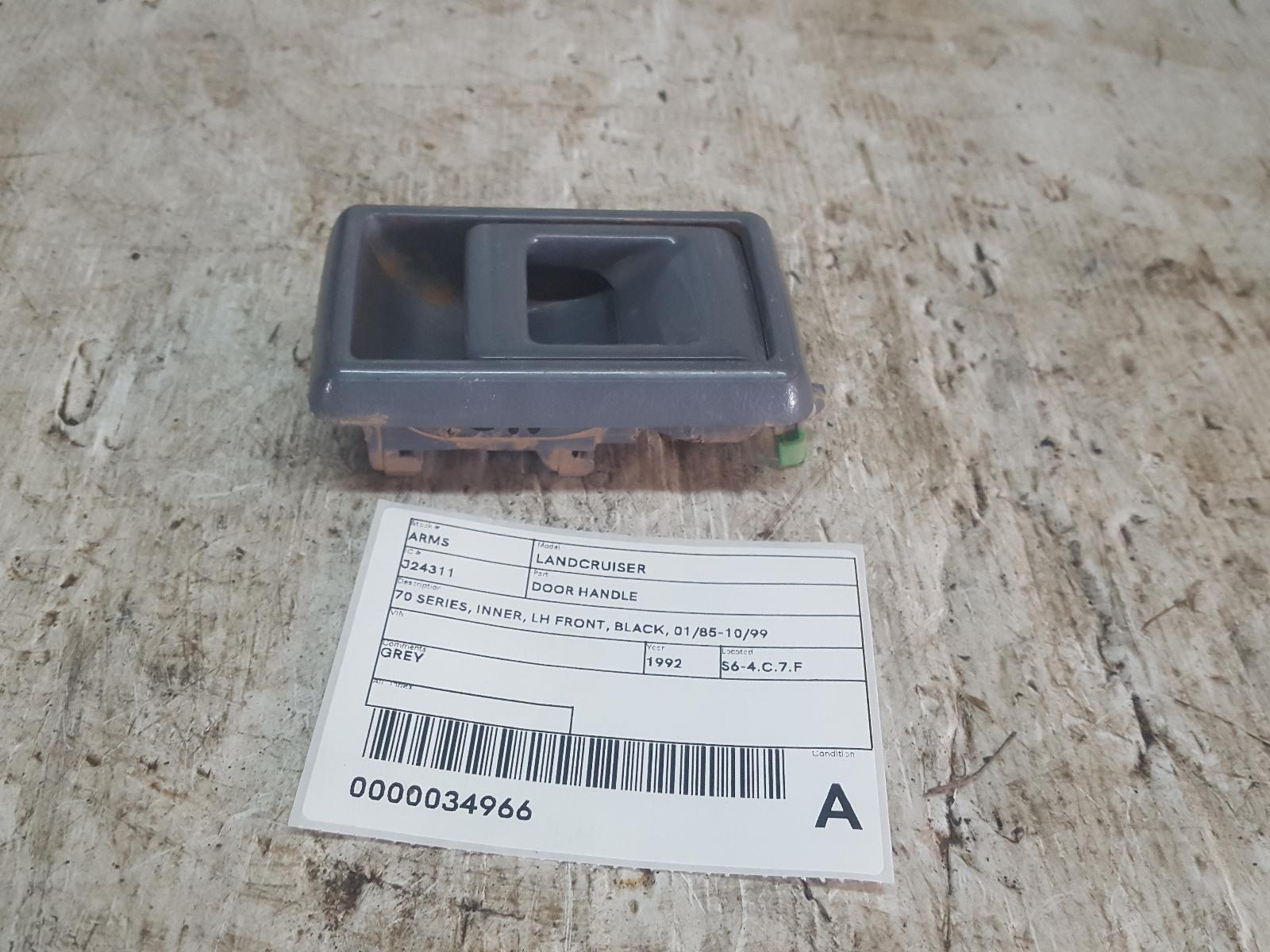 View Auto part Door Handle Toyota Landcruiser 1992