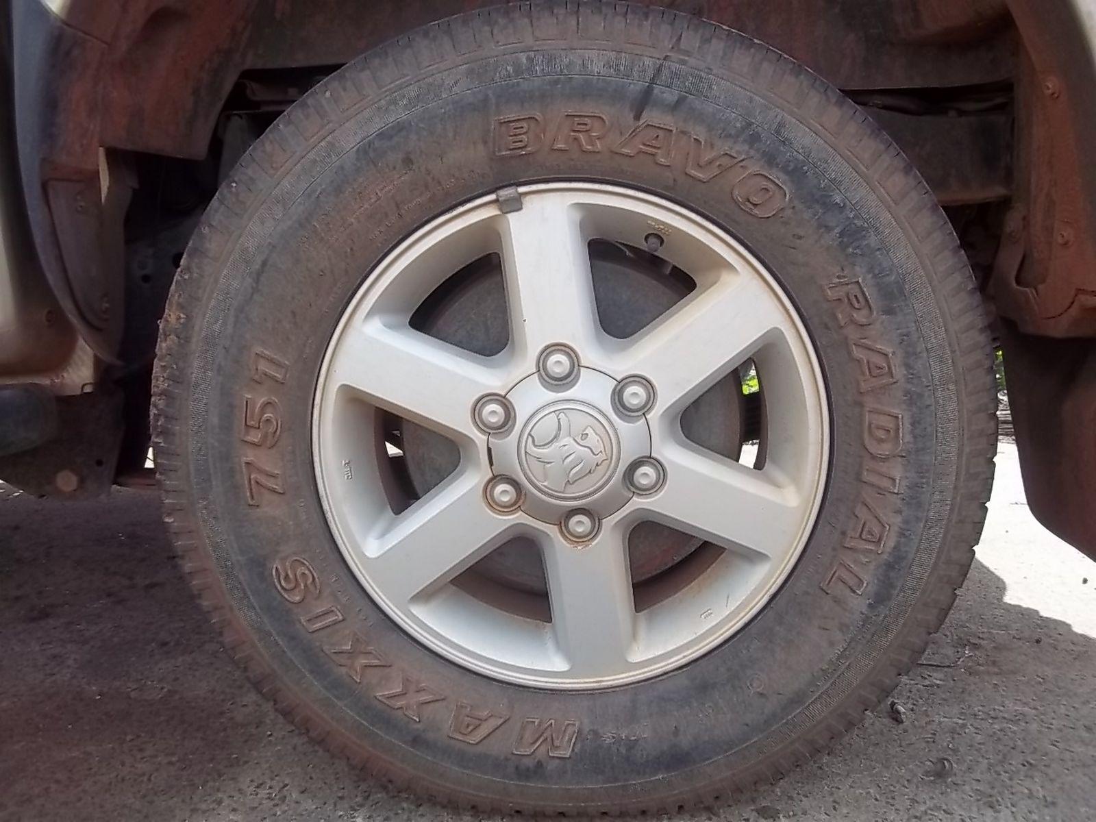 View Auto part Instrument Cluster Holden Rodeo 2003