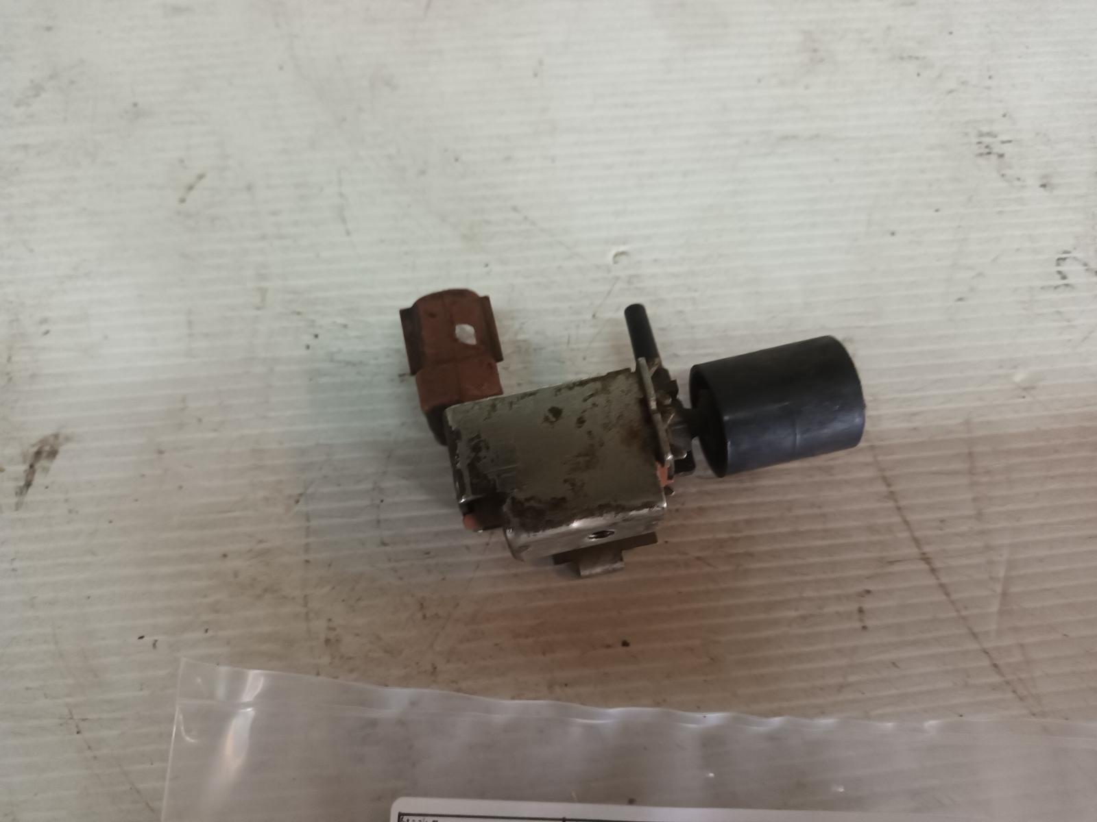 View Auto part Misc Switch/Relay Toyota Hilux 2006