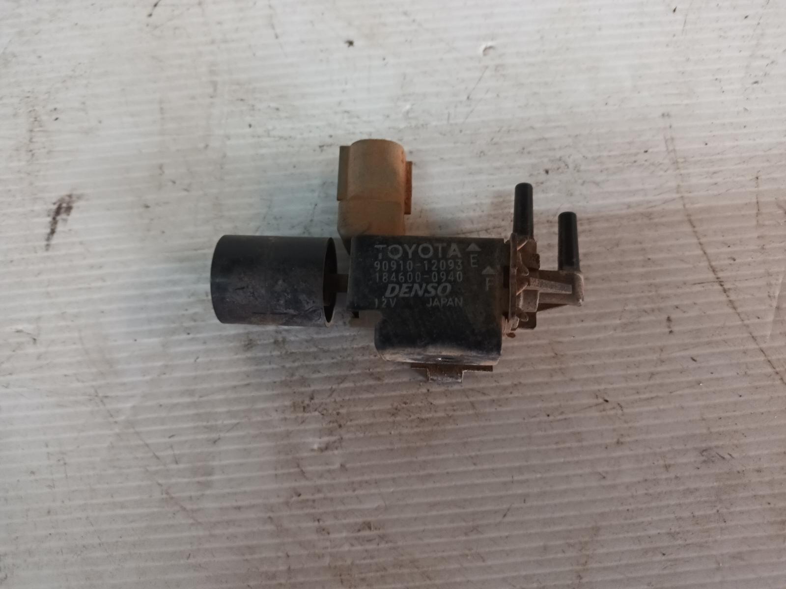 View Auto part Misc Switch/Relay Toyota Hilux 2006