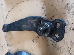 View Auto part Misc Bracket Toyota Landcruiser 1994