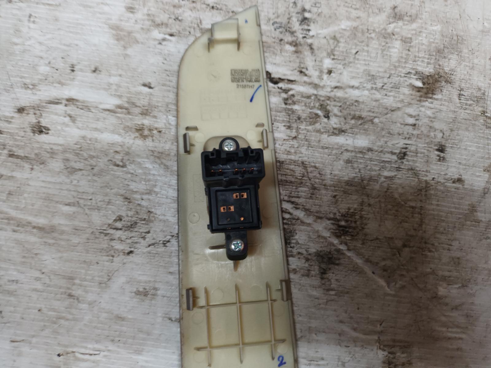 View Auto part Pwr Dr Wind Switch Ford Ranger 2008
