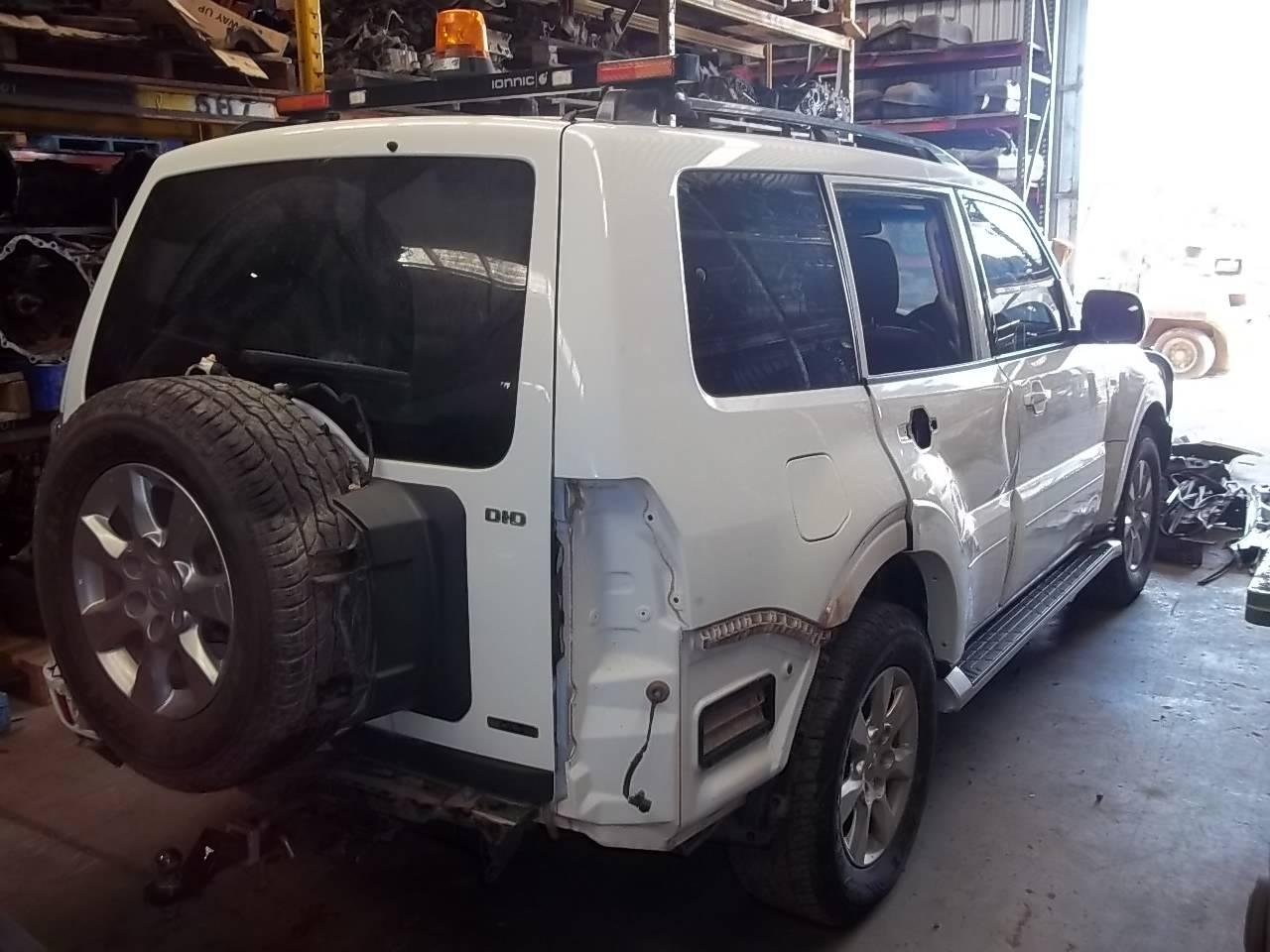 2012 Mitsubishi Pajero Caliper View Auto part Caliper Mitsubishi Pajero 2012
