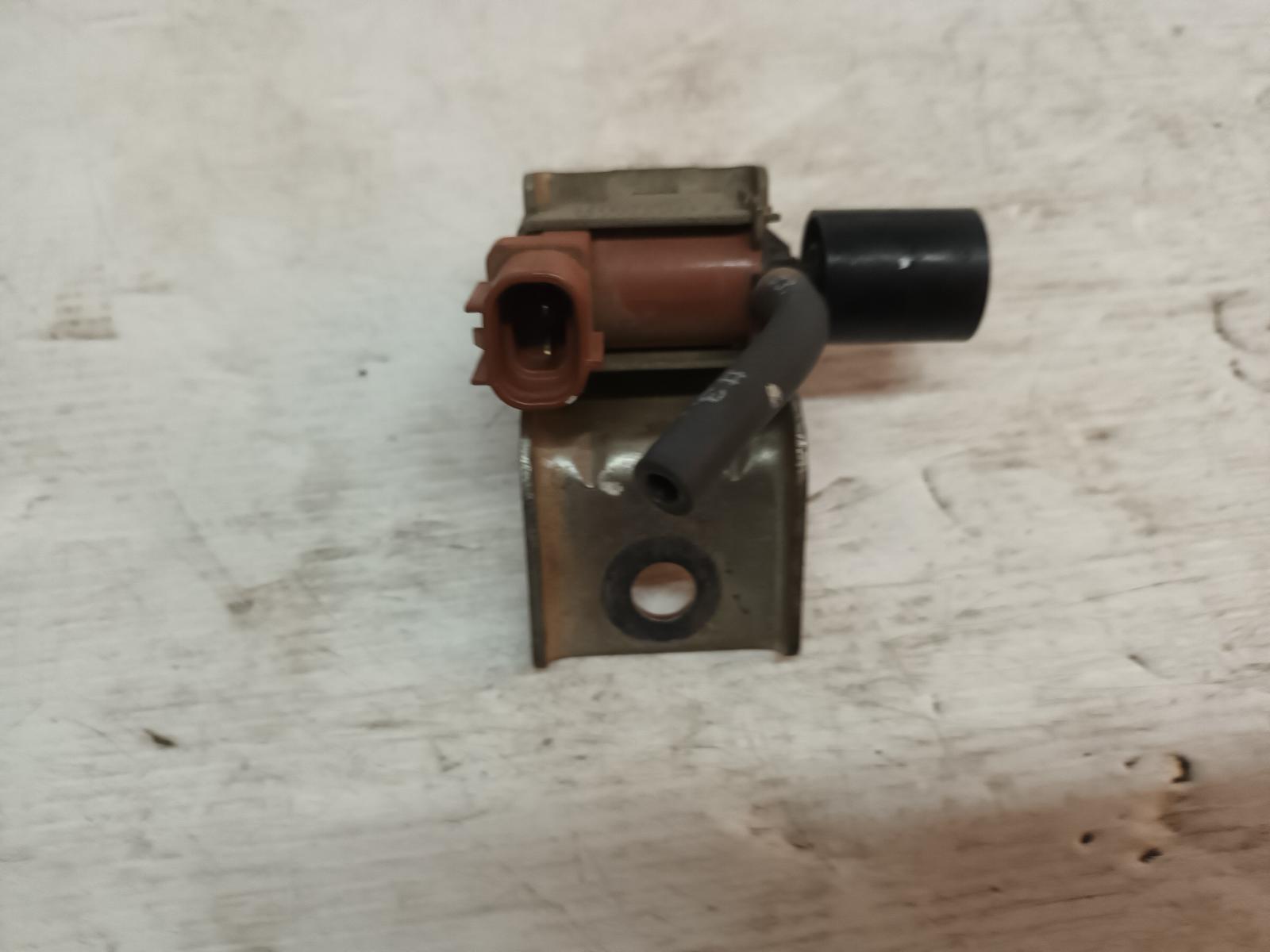 View Auto part Misc Switch/Relay Toyota Hilux 2006