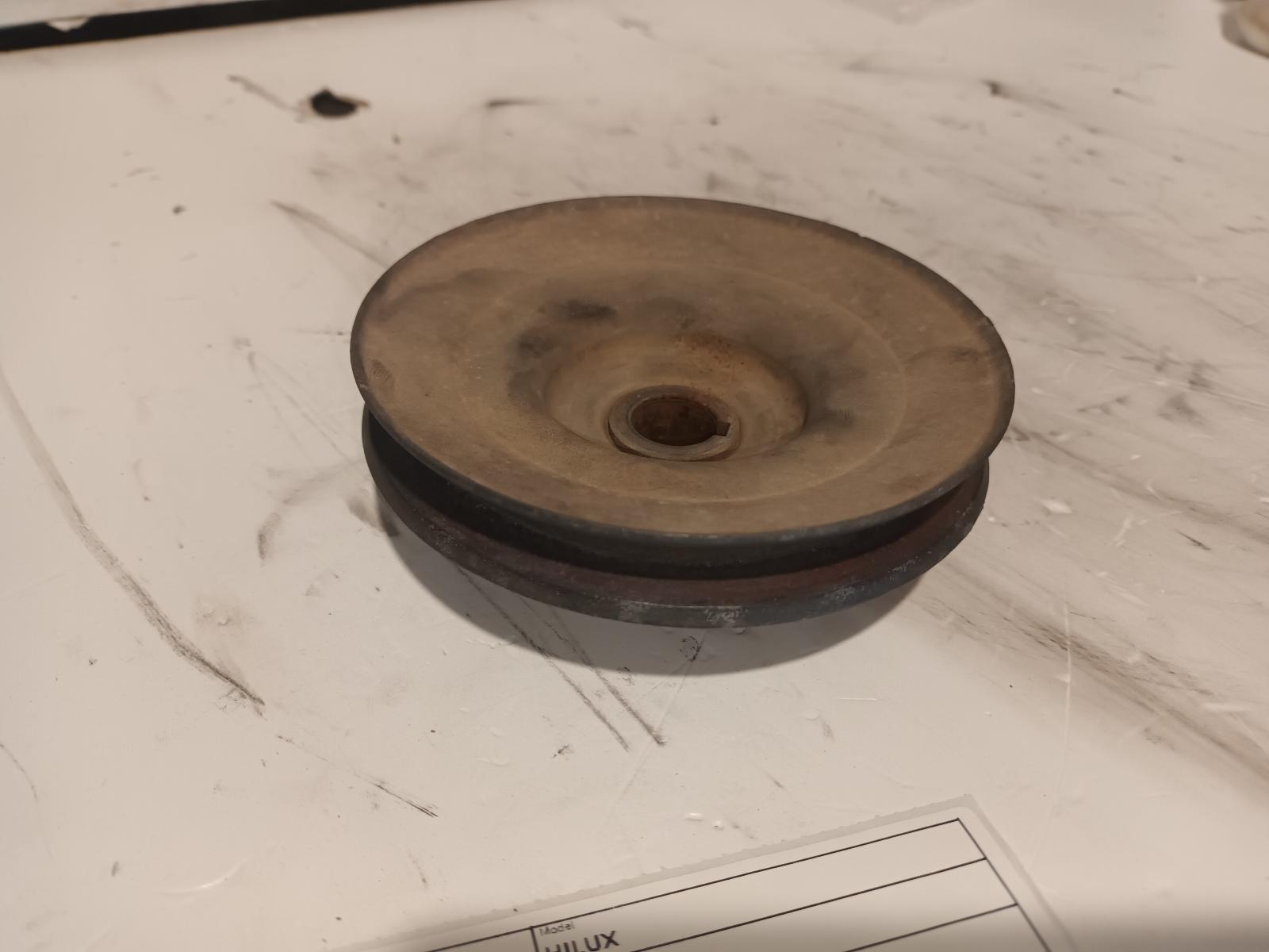 1990 Toyota Hilux Misc Pulley View Auto part Misc Pulley Toyota Hilux 1990