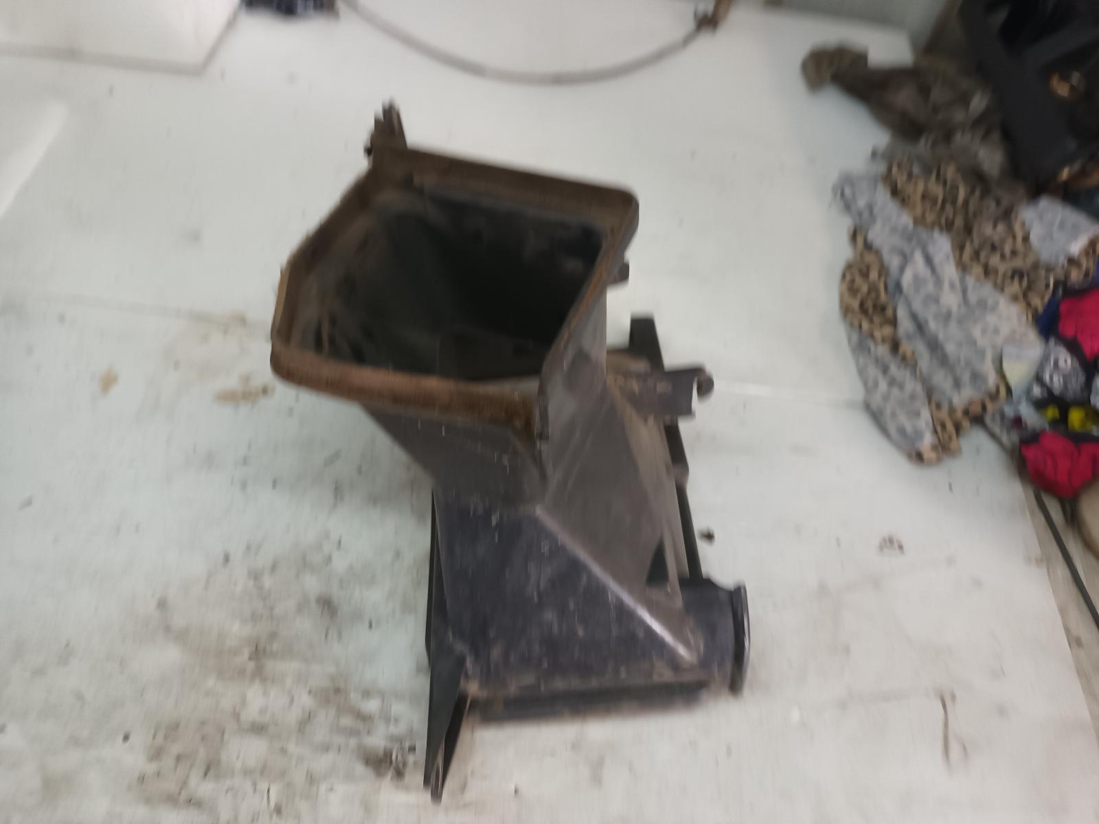 View Auto part Misc Toyota Hilux 1990