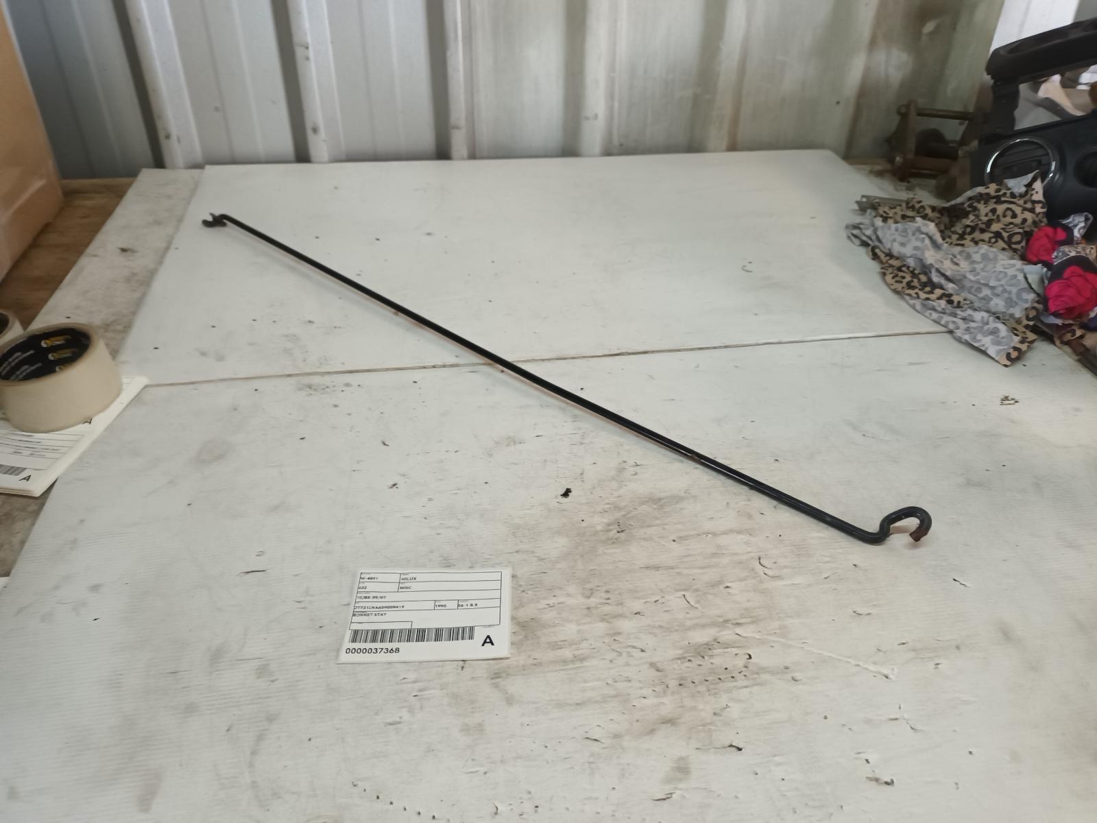View Auto part Misc Toyota Hilux 1990
