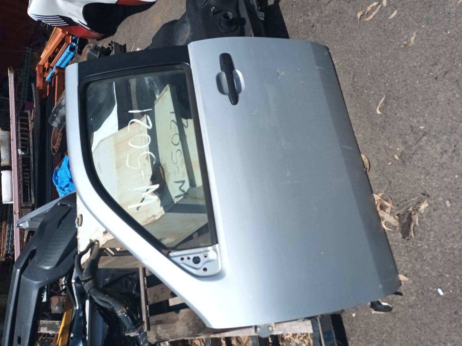 View Auto part Left Rear Door/Sliding Ford Ranger 2009