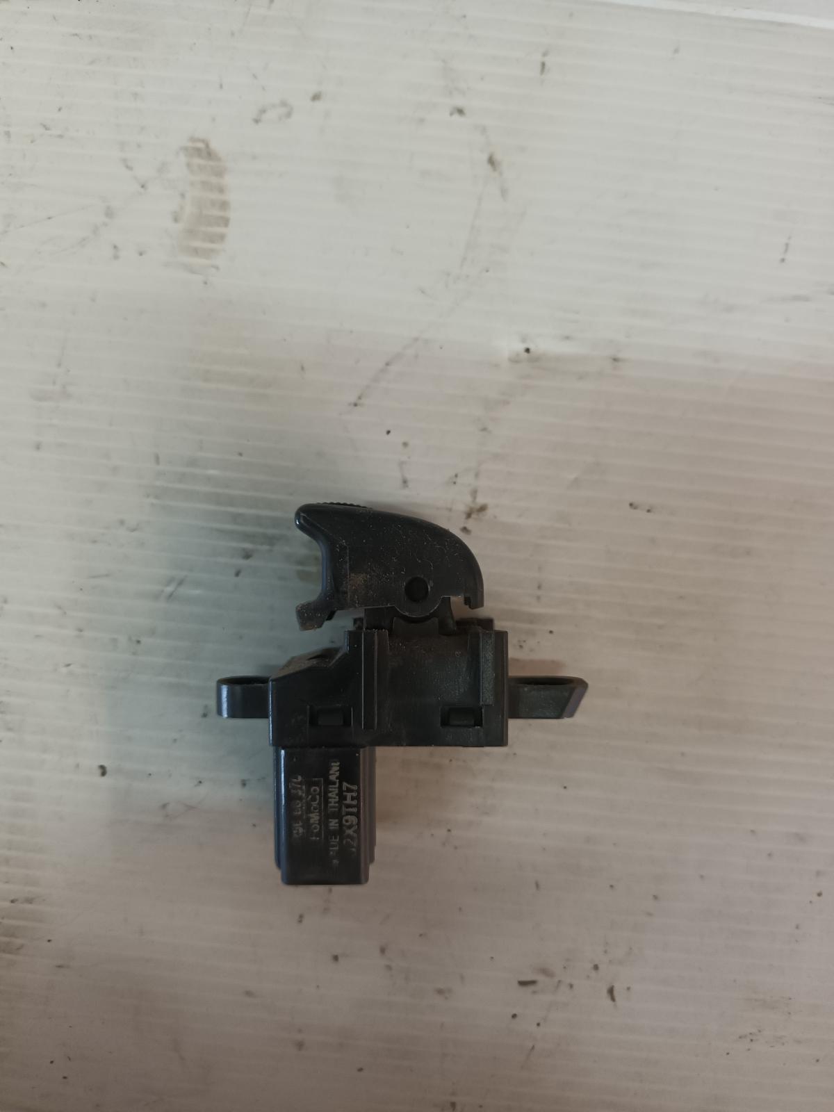 View Auto part Pwr Dr Wind Switch Ford Ranger 2009