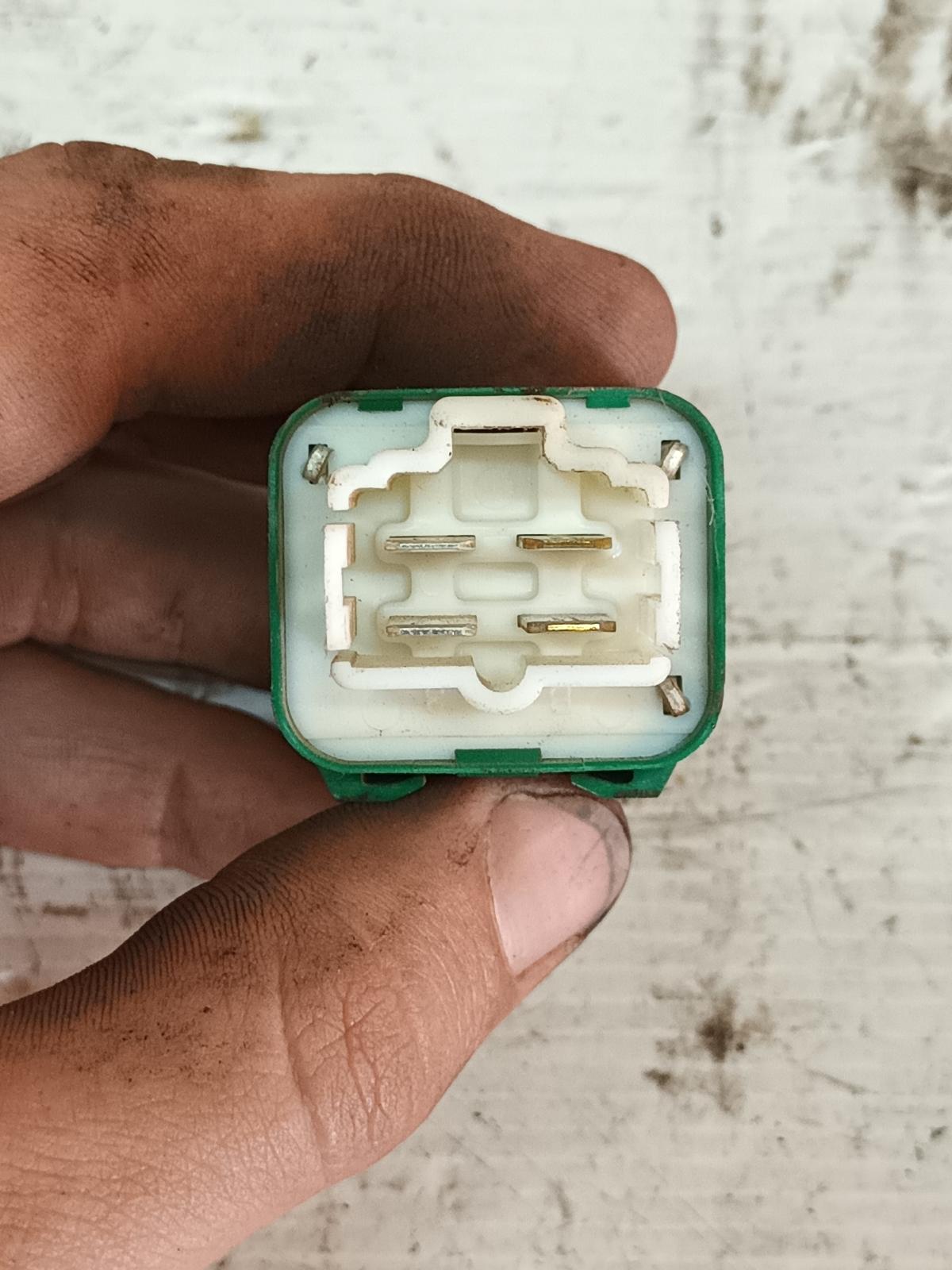 View Auto part Fuel Pump Relay Ford Ranger 2009