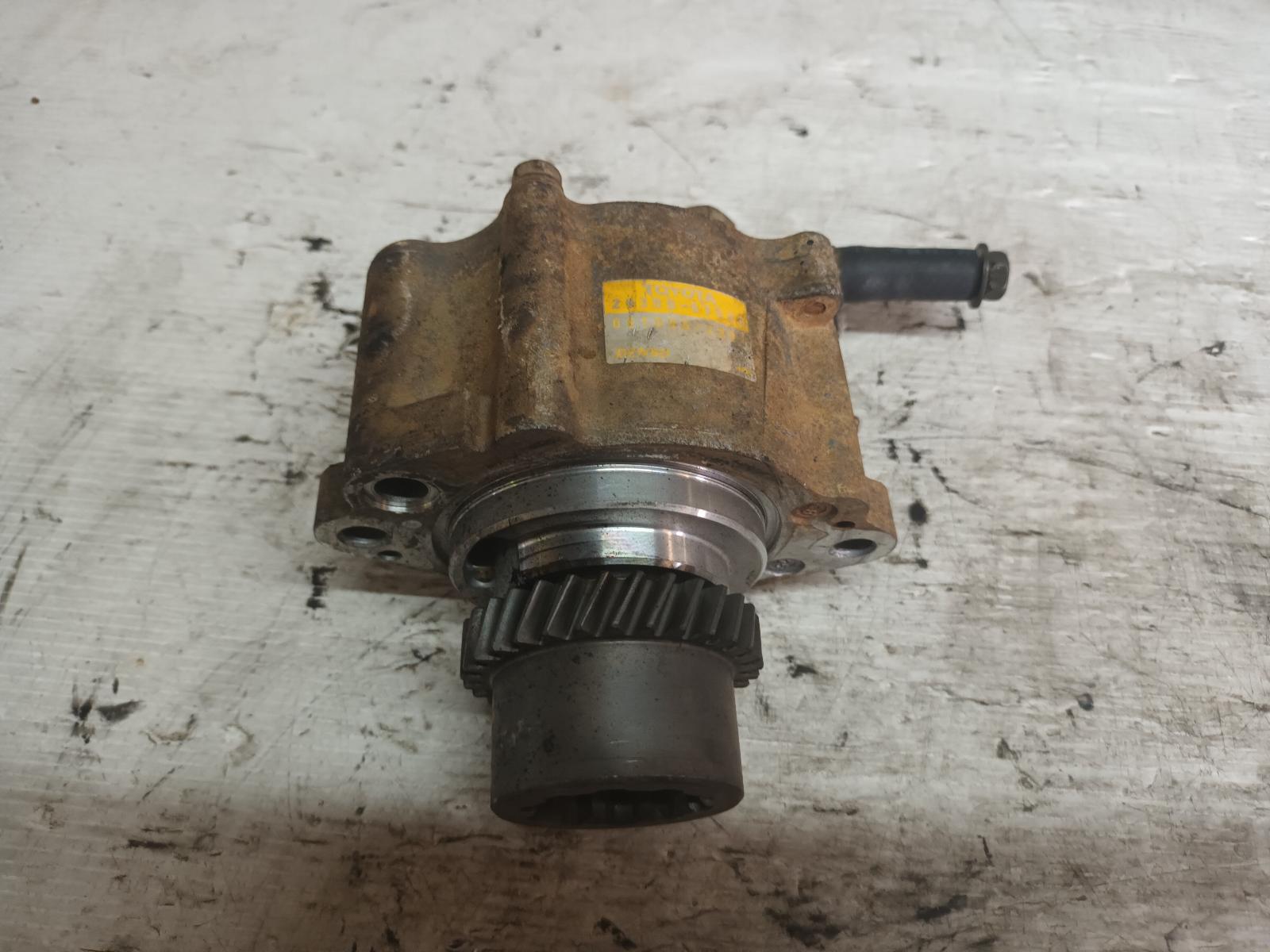2010 Toyota Hilux Vacuum/Air Pump View Auto part Vacuum/Air Pump Toyota Hilux 2010