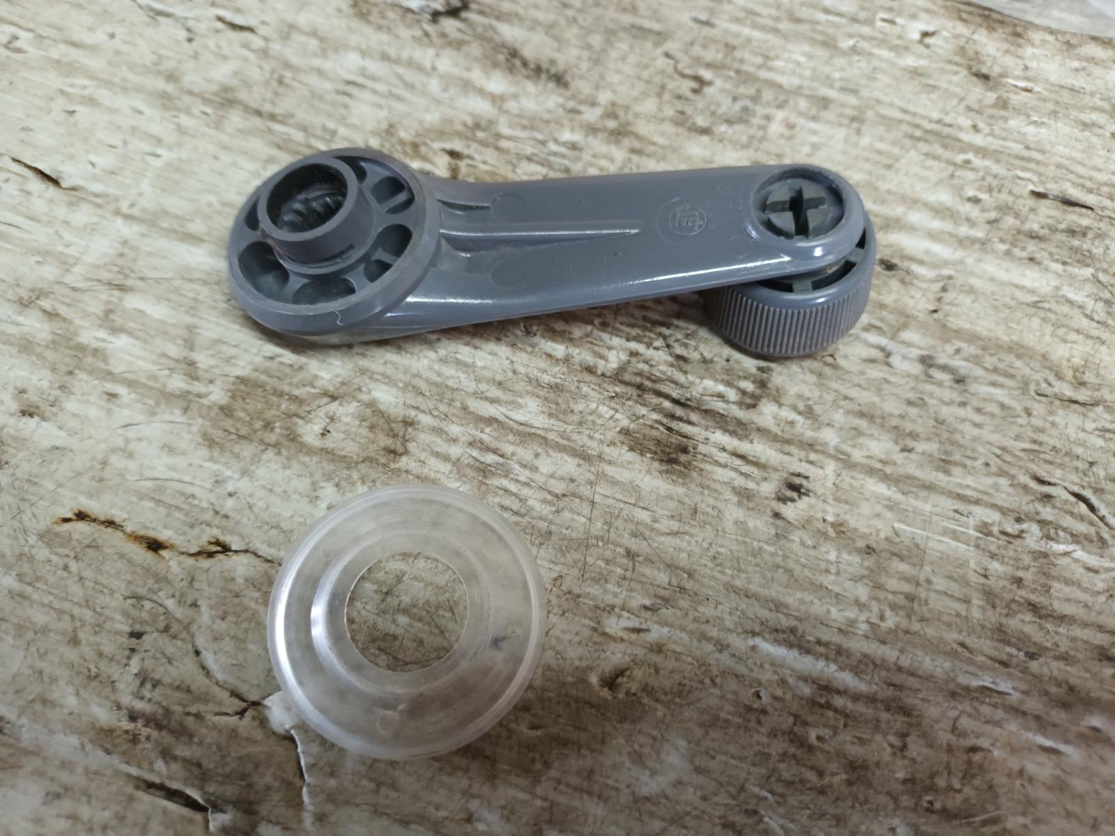 View Auto part Winder Handle Toyota Landcruiser 2010