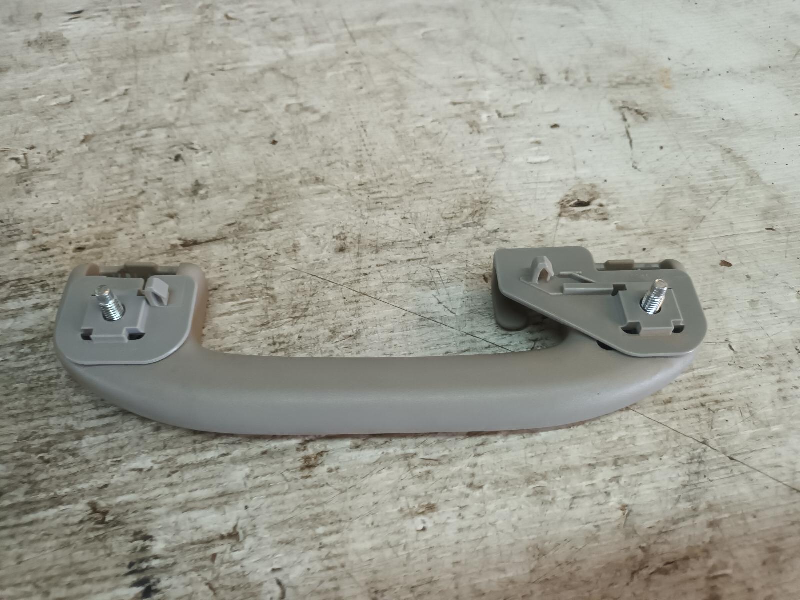 View Auto part Grab Handle Nissan Navara 2008