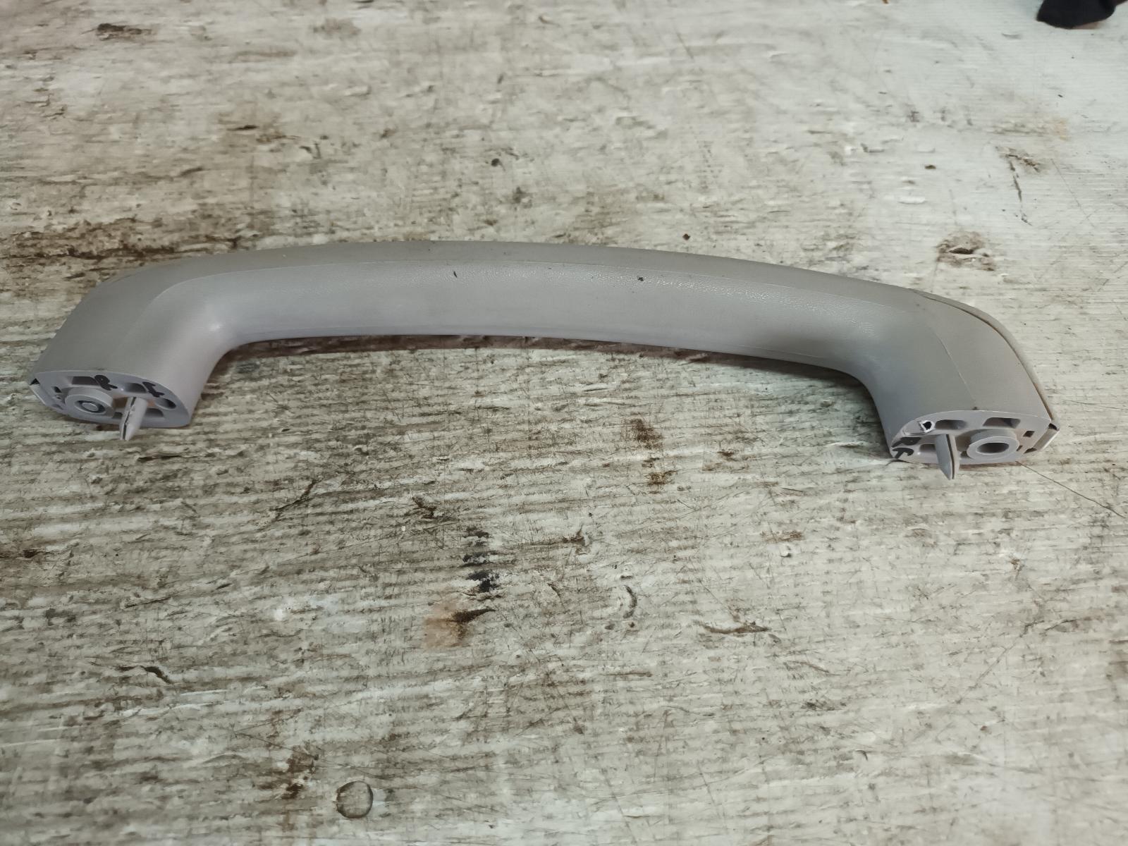 2008 Nissan Navara Grab Handle View Auto part Grab Handle Nissan Navara 2008