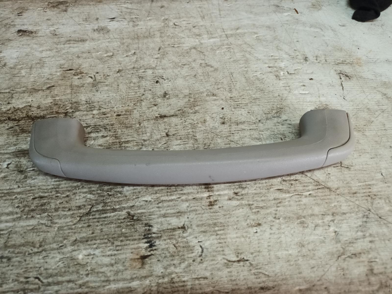 2008 Nissan Navara Grab Handle View Auto part Grab Handle Nissan Navara 2008