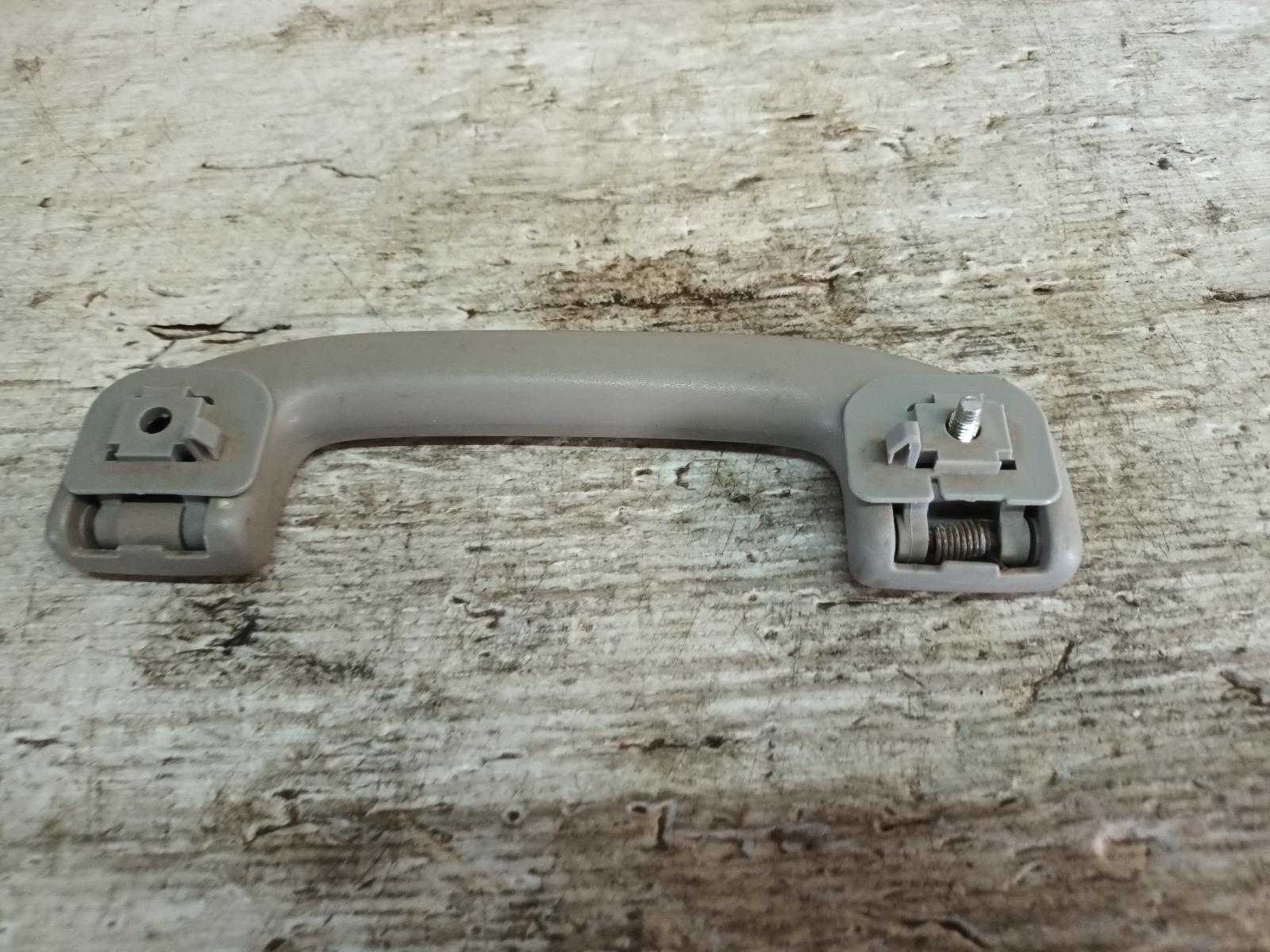 2008 Nissan Navara Grab Handle View Auto part Grab Handle Nissan Navara 2008