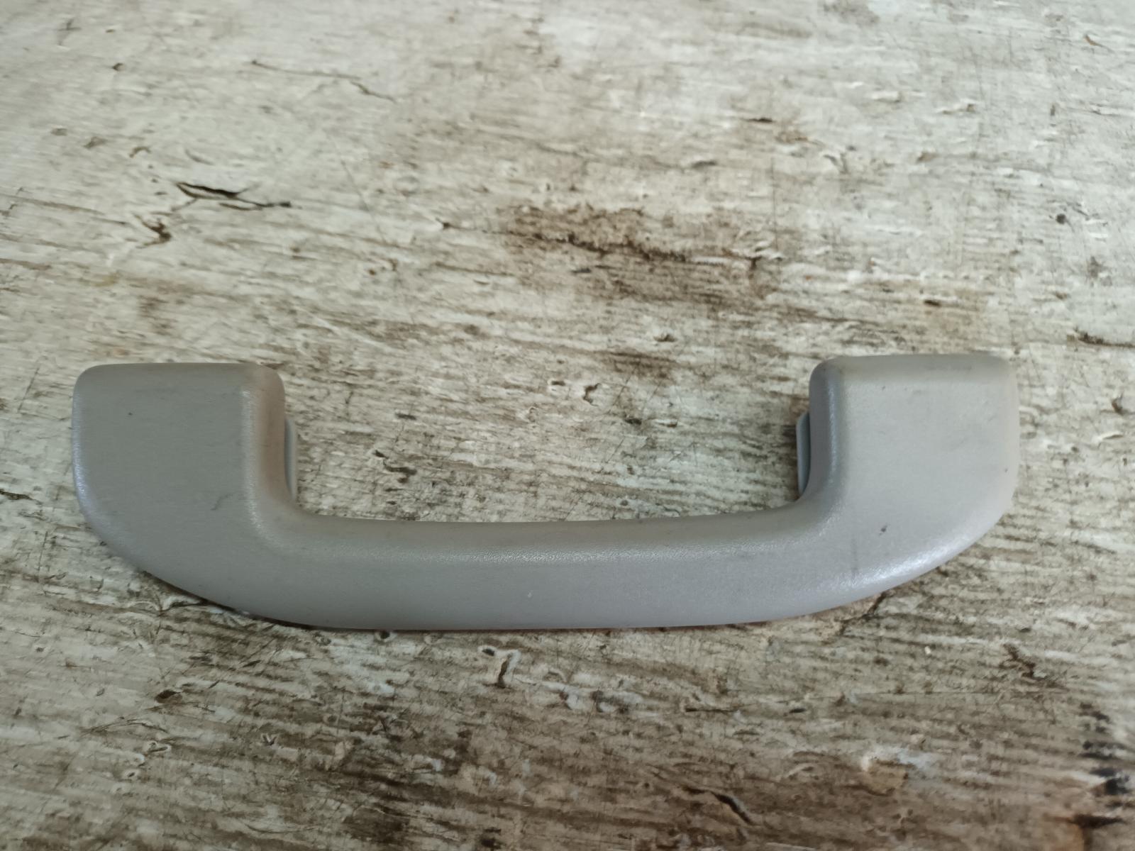 2008 Nissan Navara Grab Handle View Auto part Grab Handle Nissan Navara 2008
